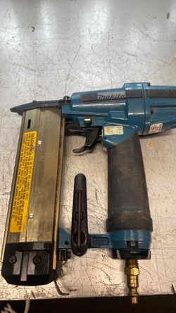 Crown stapler, gun, and an 18 inch finish nail gun air