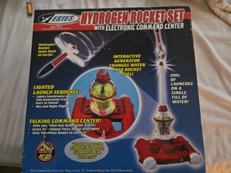 Estes Hydrogen Rocket set with command Center