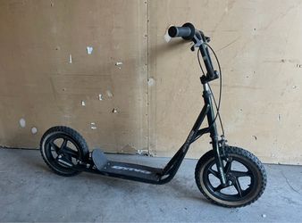 Old School 1990s DYNO BMX Black Scooter (14 Inch) As Is