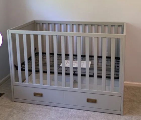 Convertible Crib & Toddler Bed With Storage 