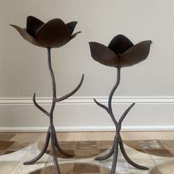 Metal Rusty Patina Flower Candle Holder