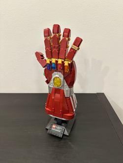LEGO Ironman Gauntlet - Set 76223
