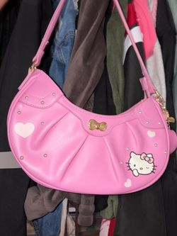 Hello kitty purse