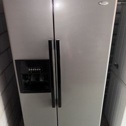 Whirlpool Stainless Steel Refrigerator And Freezer