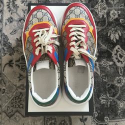Men’s Gucci sneakers 