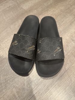 Gucci Supreme Tiger Slides