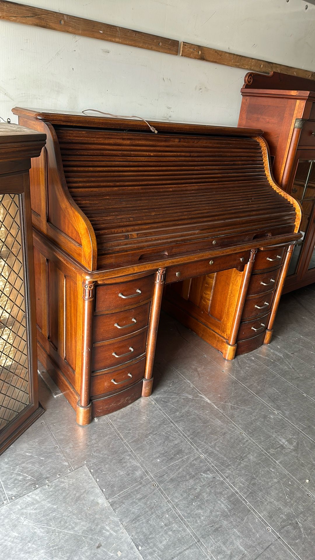 Antique - 20th century Roll Top Desk