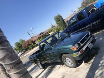 Toyota Tacoma