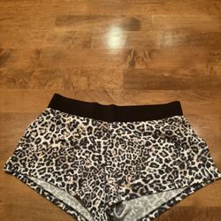 Woman’s new without tags Victoria’s Secret sport shorts shipping available