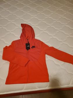 Brand new Kids Nike jacket size L