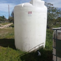  1000 Gallon Storage Tank