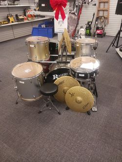 Rogers Drum Set