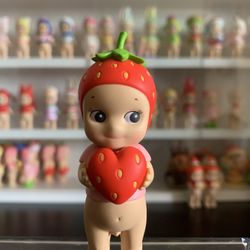 Sonny Angel Strawberry Love