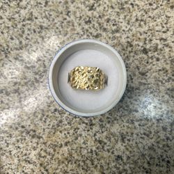 10K Gold Nugget Ring 