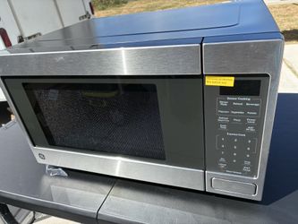 GE Counter top Microwave 1.6 cubic ft capacity