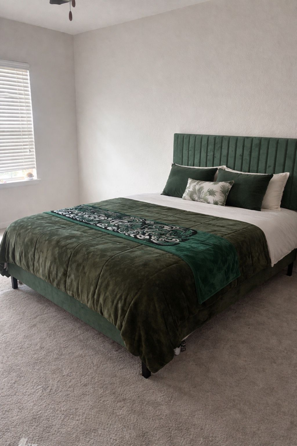 Queen Bed Frame – Sturdy & Easy Setup