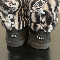 Women’s Boots Size 6