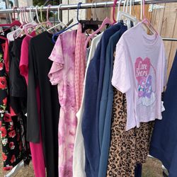 Clothes!!!! 3-5 Dollars 