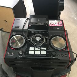 Eguipos LG de música