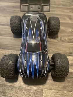 JLB Racing RC Truck