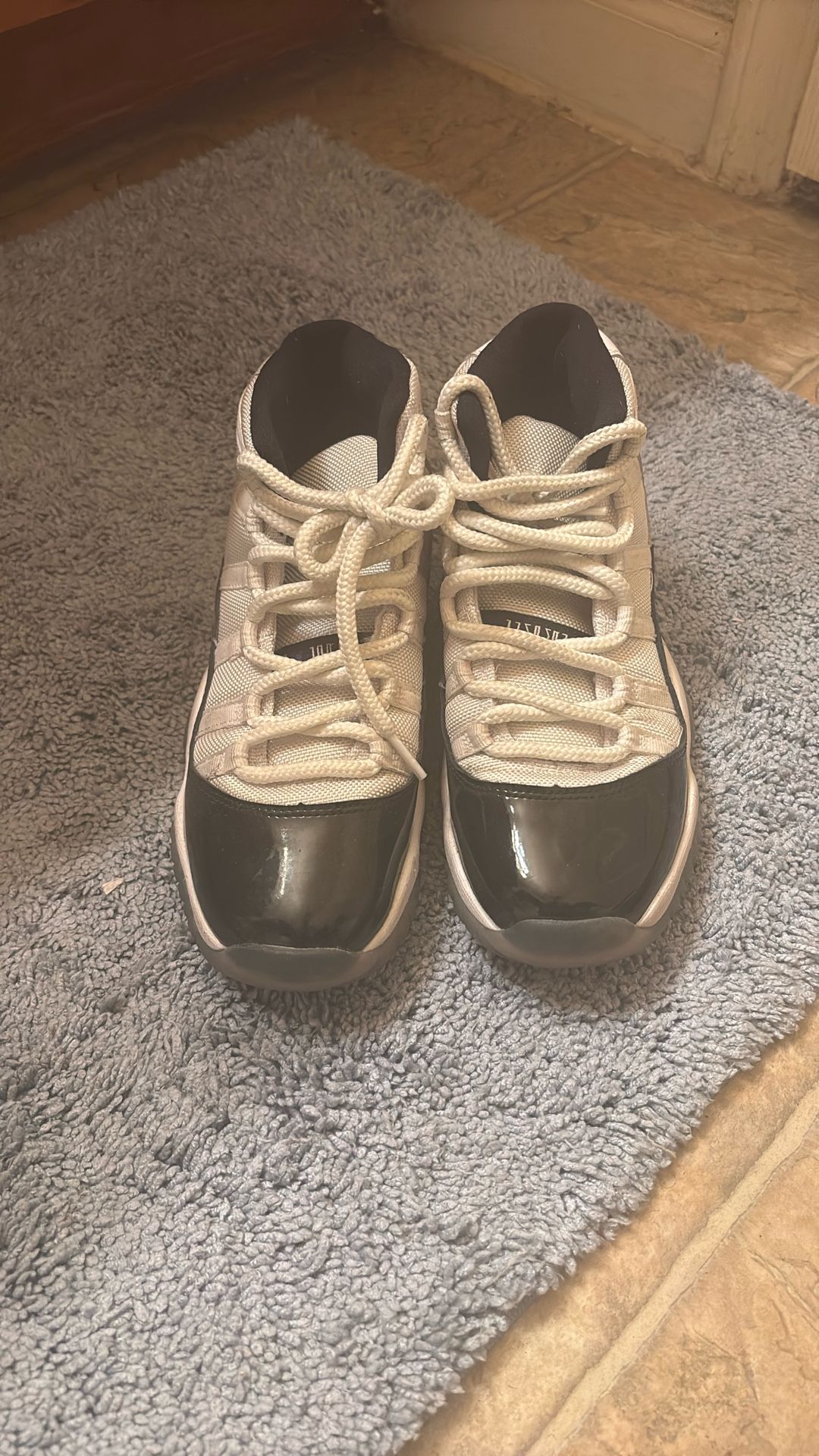 Jordan 11 Size 5.5