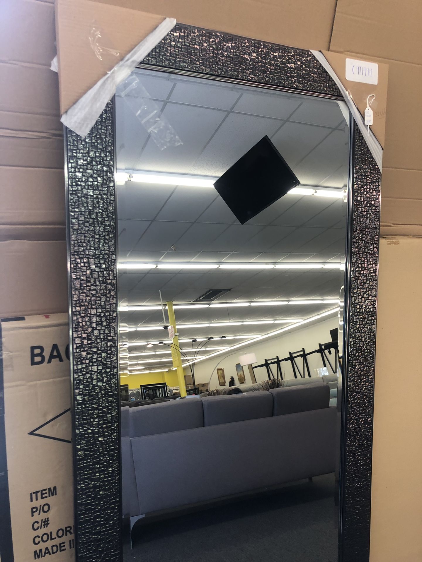 NEW Decor Mirror finished Litmus (68”x34”x2”) // Espejo de Decoración Acabado Tornasol (68”x34”x2”) (Clearance Sale!)