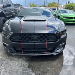 2016 FORD Mustang 