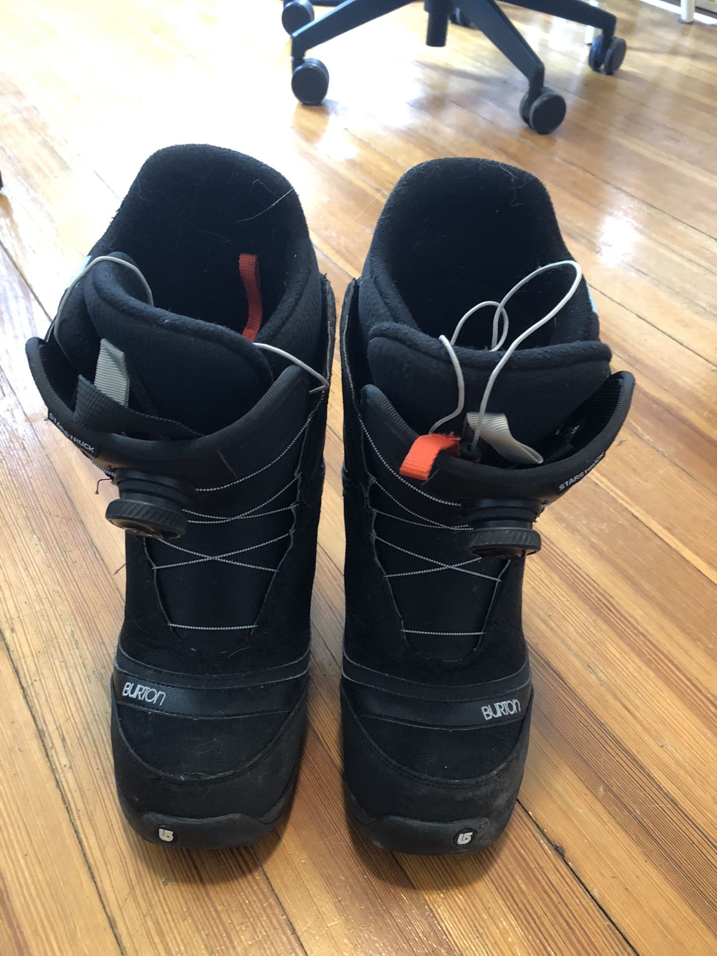 Burton Snowboard Boots (Size 9 Womens)