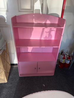 Girls Book Shelf