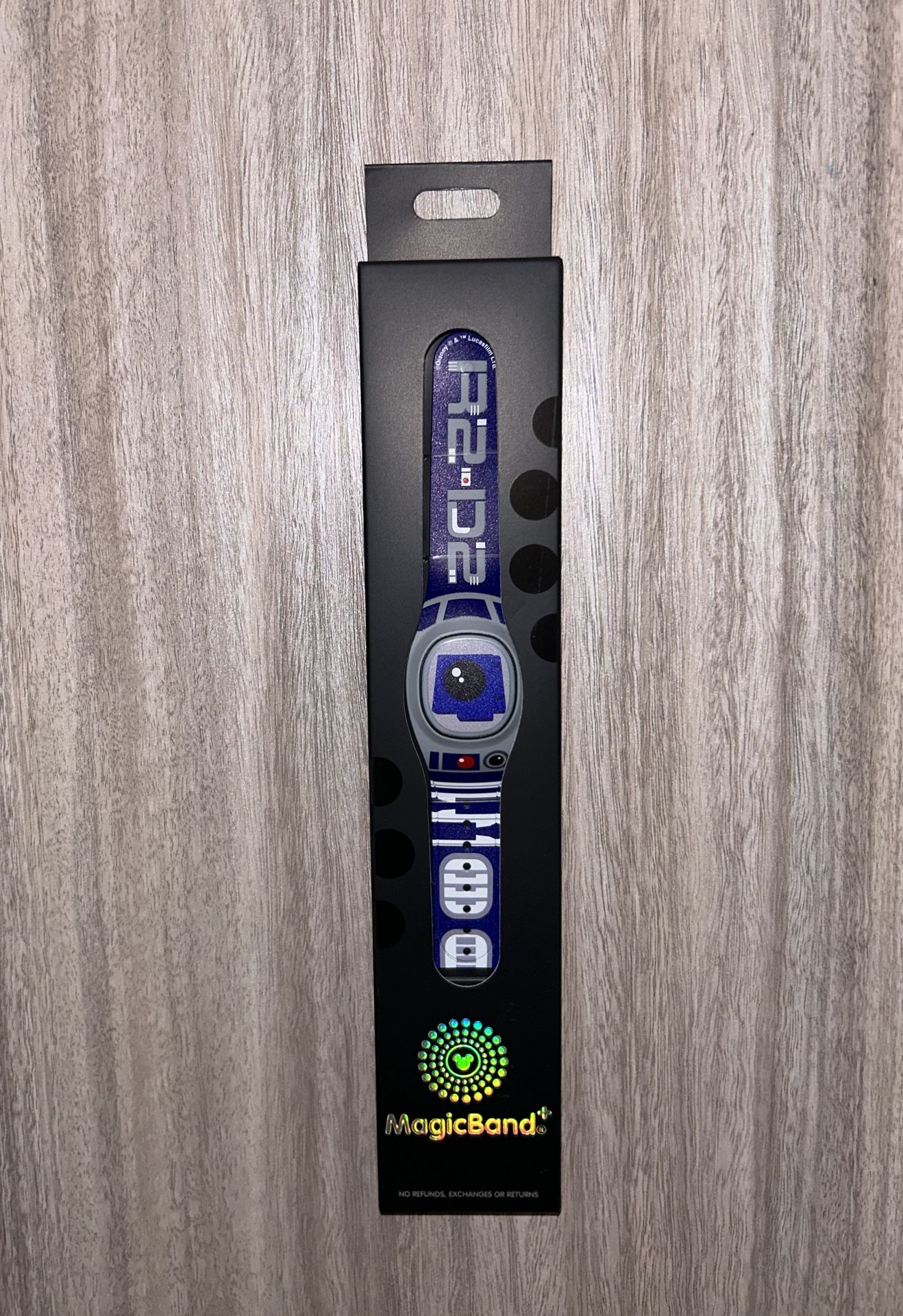 New Disney Magic Band Star Wars R2 D2 Robot Disneyland 2024