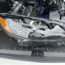 Ford Escape 2020-2022 Right(Passenger) Side Headlight
