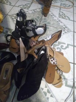 Zapatos baratos a $1 y $2