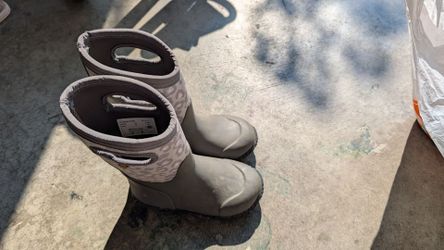 Girls rain boots