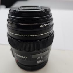 Yongnuo EF 100 F2  For CANON EF/RF/RFS mint Condition. Manual FOCUS Auto Focus. 