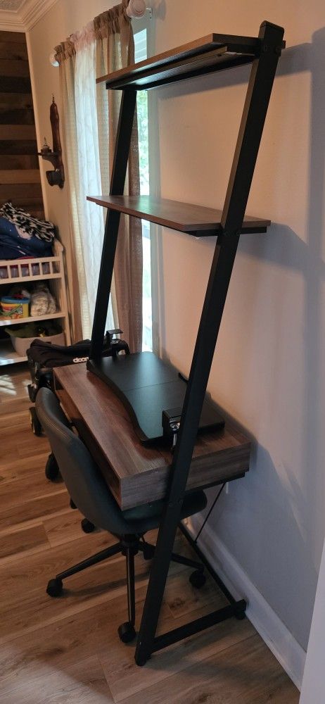 Modern Ladder Desk with Chair & Keyboard Tray - Great Condition