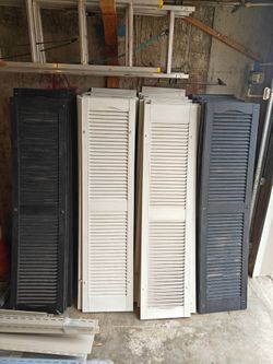 Louvered shutters