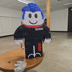 Rodblox Piñata