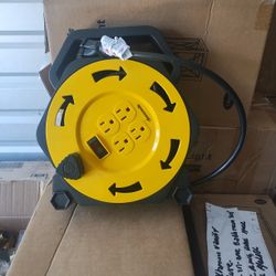 Extensión Cord Reel 25 Ft
