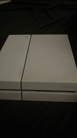 PS4 white