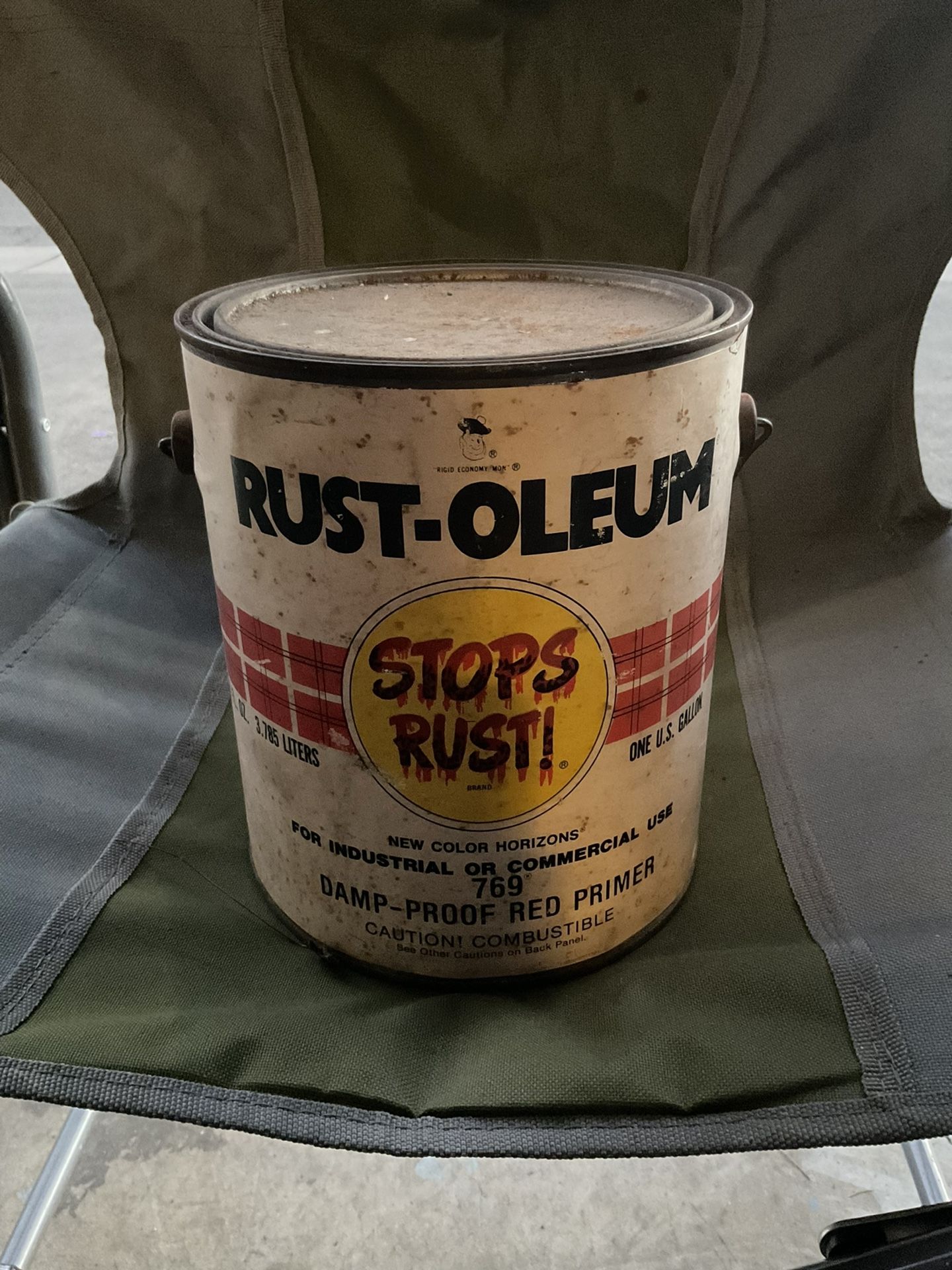 Rust-Oleum Red Primer Bucket Paint