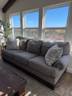 Sofa’s / Oversized Chair / Ottoman