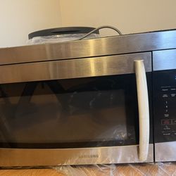 Over the range Microwave Oven