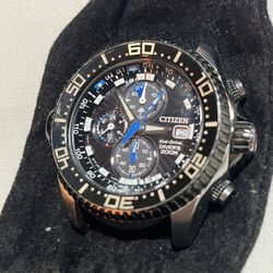 CITIZEN Eco-Drive  Drivers 200M