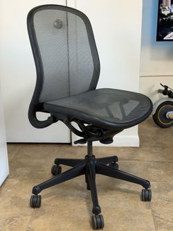 Knoll Chadwick Armless Task Office Chair