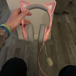 Razer Kitty v2 headset 
