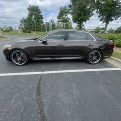 2017 Genesis G90