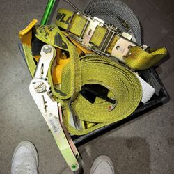 heavy-duty ratchet tie-down straps