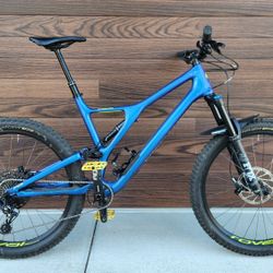 2019 Specialized Stumpjumper Comp Carbon