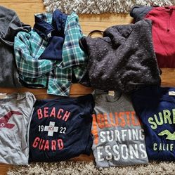 (8) Piece Men's Size XL Long Sleeve/Sweatshirts Lot