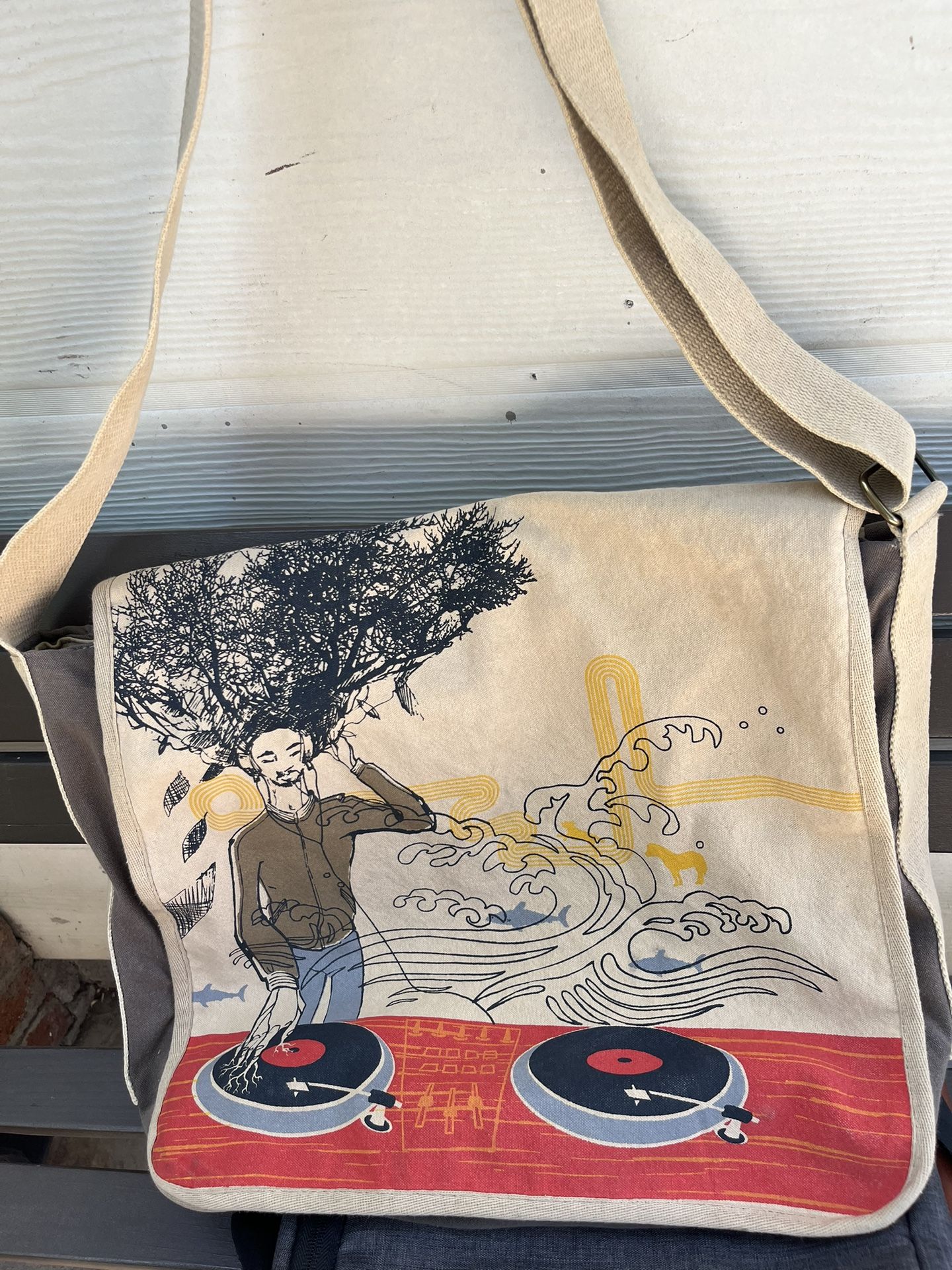 Messenger/Lap top bag 